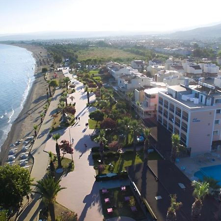 Holiday Hotel Kusadası Esterno foto